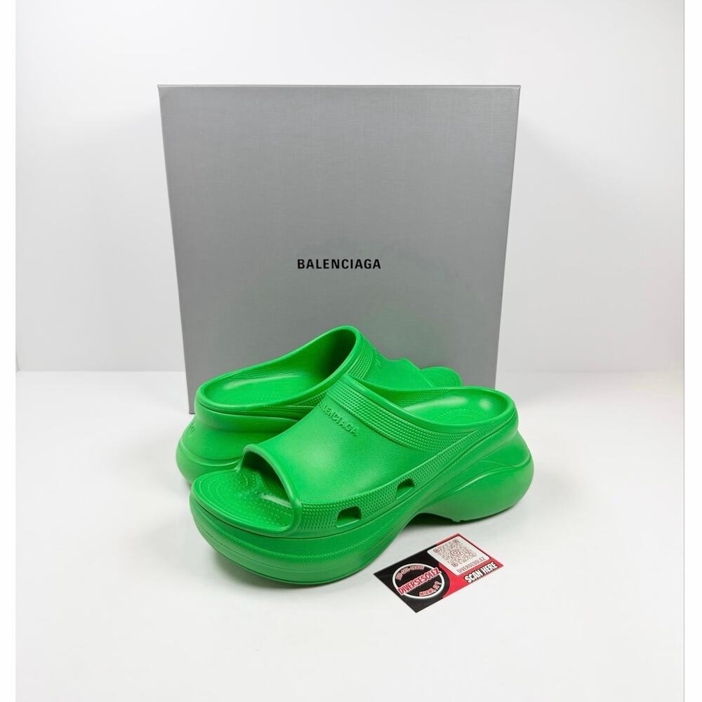 Size 41EU/8US - Balenciaga X Crocs Rubber Sandals NEW